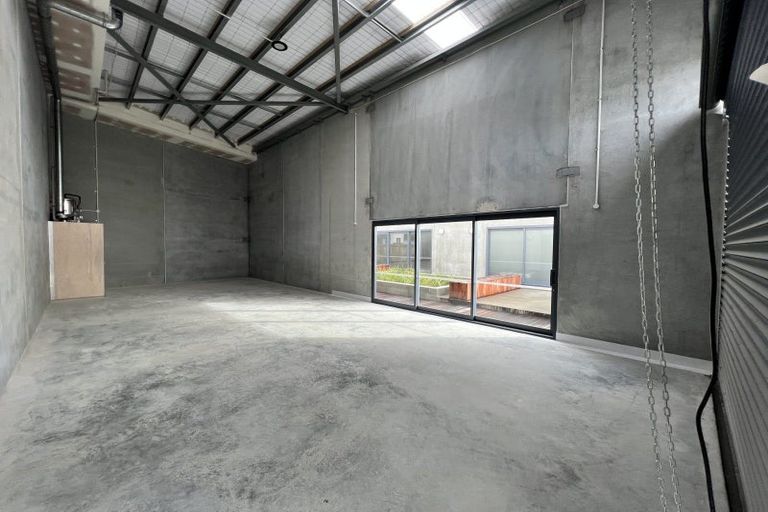 Photo of property in 10 Bouverie Street, Petone, Lower Hutt, 5012