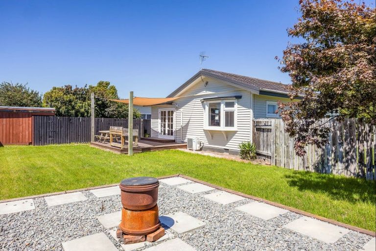 Photo of property in 439 High Street, Rangiora, 7400