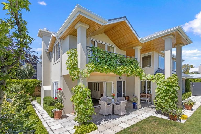 Photo of property in 138 Glandovey Road, Strowan, Christchurch, 8052