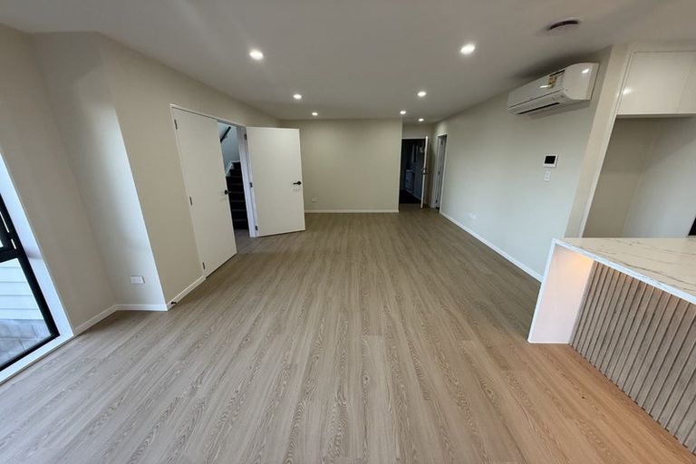 Photo of property in 6b Rajan Place, Hillsborough, Auckland, 1042
