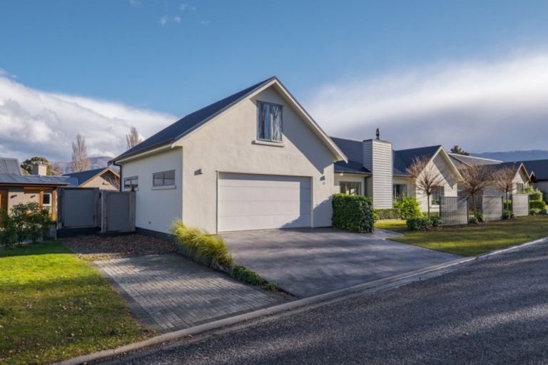 Photo of property in 23 The Dunes, Cromwell, 9310