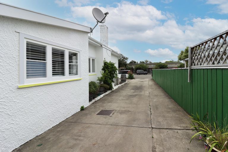 Photo of property in 6 Victoria Street, Carterton, 5713