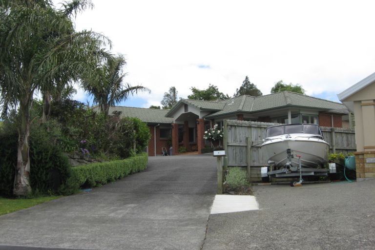 Photo of property in 16 Jacaranda Court, Pukekohe, 2120