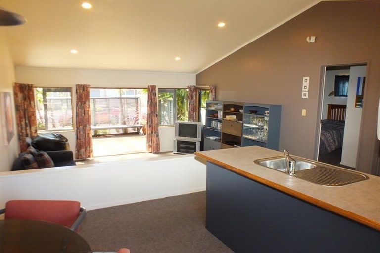 Photo of property in 137 Kowhai Avenue, Matarangi, Whitianga, 3592