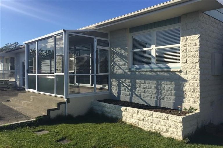 Photo of property in 2/46 Leicester Street, Stoke, Nelson, 7011