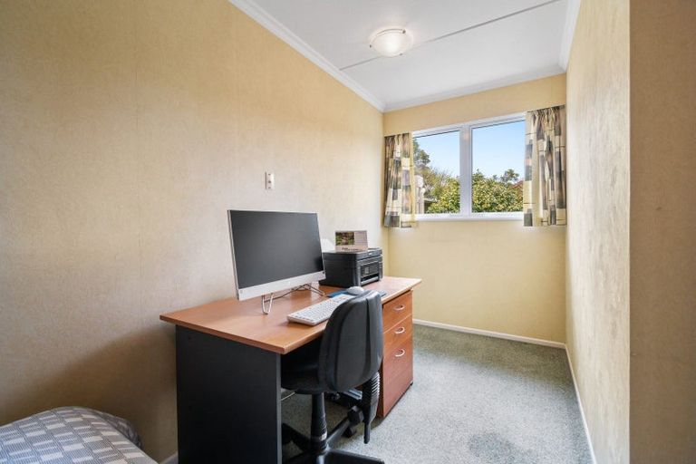 Photo of property in 11 Oxford Street, Marton, 4710