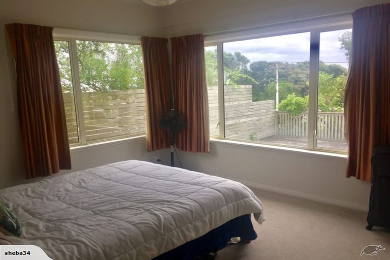 Photo of property in 36 Aperahama Street, Paekakariki, 5034