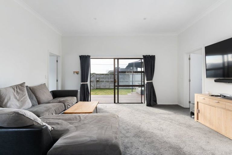 Photo of property in 22 Seymour Street, Hornby, Christchurch, 8042