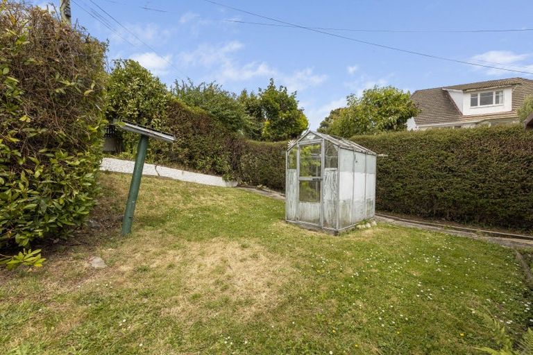 Photo of property in 4 Middleton Road, Kew, Dunedin, 9012