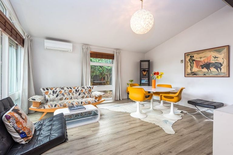 Photo of property in 304a Greers Road, Bishopdale, Christchurch, 8053