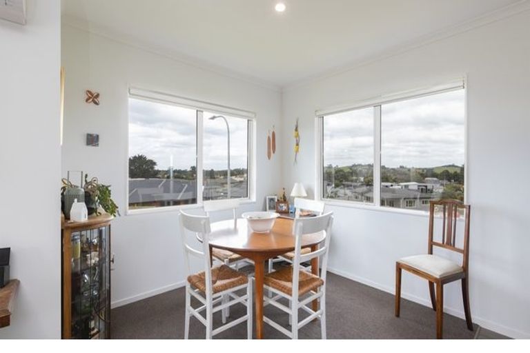 Photo of property in 34a Weka Street, Mangawhai, 0505