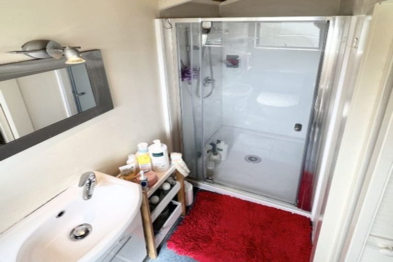 Photo of property in 54 Kennedy Avenue, Forrest Hill, Auckland, 0620