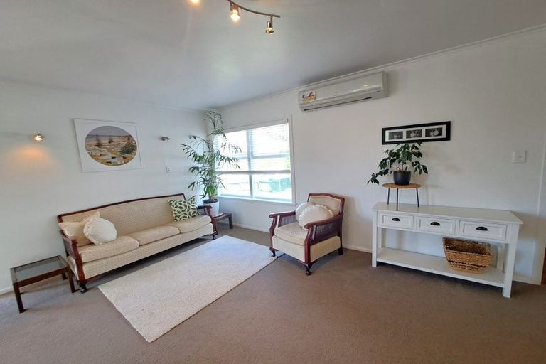 Photo of property in 26 Fordham Street, Beach Haven, Auckland, 0626