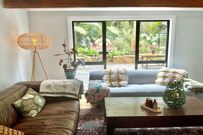 Photo of property in 36 Kereru Grove, Greenhithe, Auckland, 0632