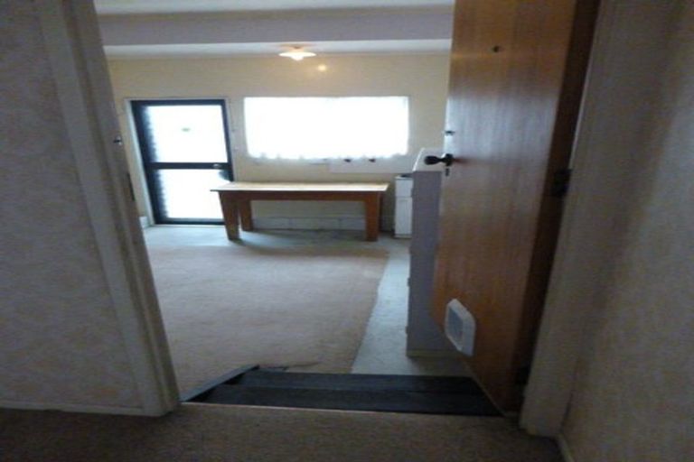 Photo of property in 2/87 Cook Street, Howick, Auckland, 2014