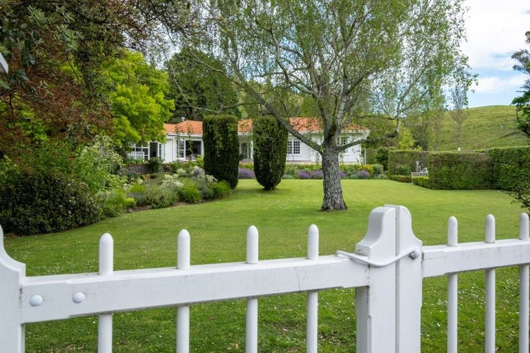 Photo of property in 339 Seafield Road, Eskdale, Napier, 4182