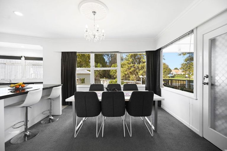 Photo of property in 2 Awatere Avenue, Beerescourt, Hamilton, 3200