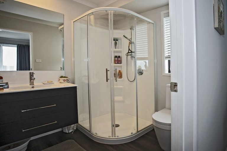 Photo of property in 14 Ridge Drive, Omokoroa, 3114