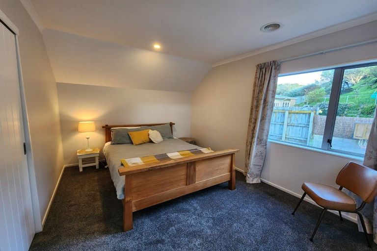 Photo of property in 35a Mandalay Terrace, Khandallah, Wellington, 6035