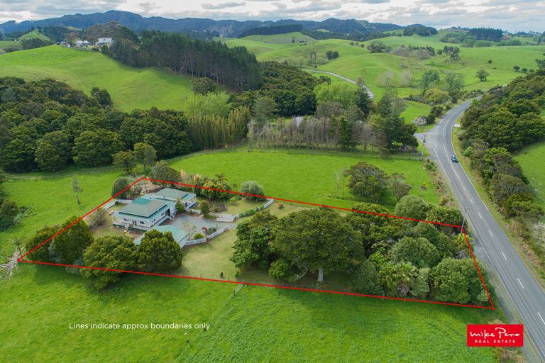 Photo of property in 243 Rosythe Road, Waipu, 0582