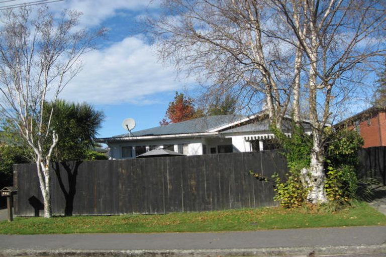 Photo of property in 2/24 Plynlimon Road, Fendalton, Christchurch, 8052