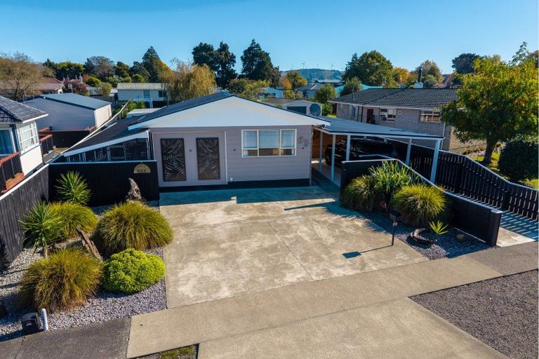 Photo of property in 63 Burgoyne Street, Woodville, 4920