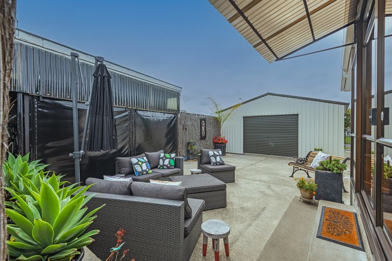 Photo of property in 3 Sutherland Crescent, Westbrook, Palmerston North, 4412