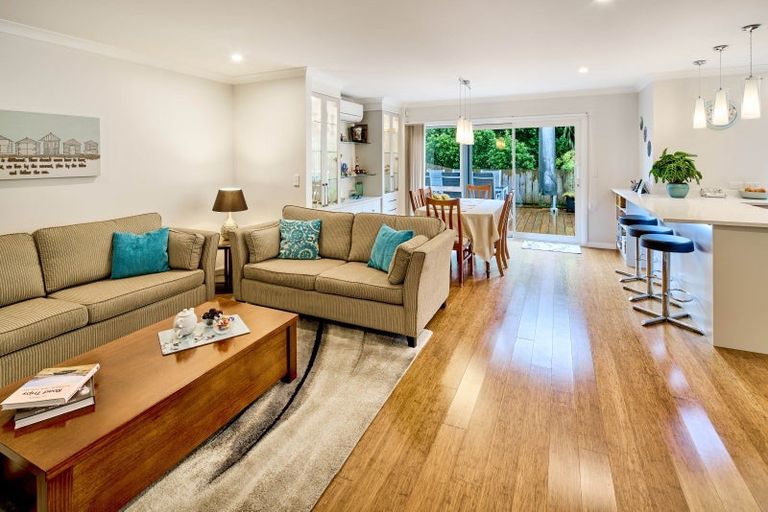 Photo of property in 7a Bermer Road, Belmont, Lower Hutt, 5010