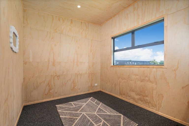 Photo of property in 5 Riria Way, Matarangi, 3592