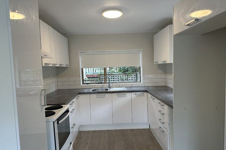 Photo of property in 70 Toi Street, Otaki Beach, Otaki, 5512