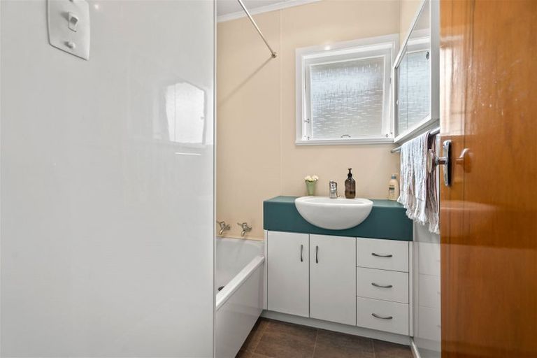 Photo of property in 21 Oakland Avenue, Woodhill, Whangarei, 0110