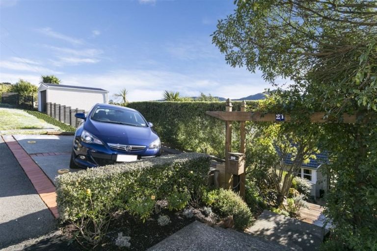 Photo of property in 21 Bankot Crescent, Ngaio, Wellington, 6035