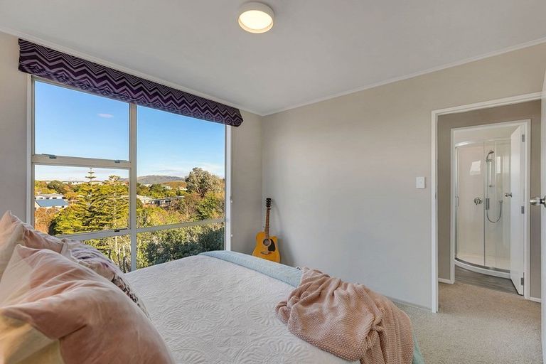Photo of property in 40 Truro Road, Camborne, Porirua, 5026