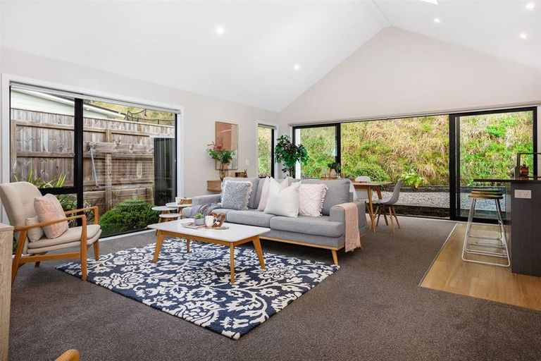 Photo of property in 49 Banks Boulevard, Whitby, Porirua, 5024