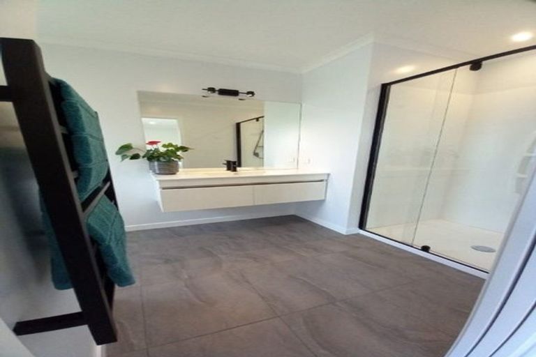 Photo of property in 43 Katania Heights, Brightwater, 7022