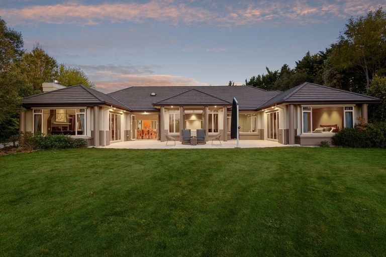 Photo of property in 54 Johns Road, Belfast, Christchurch, 8051