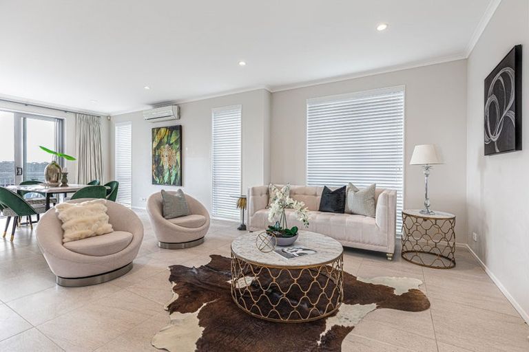 Photo of property in 44 Mackay Drive, Greenhithe, Auckland, 0632