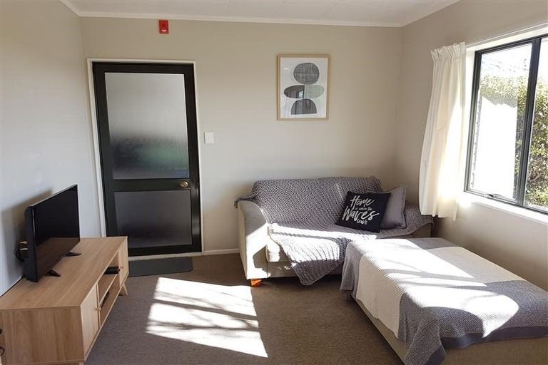 Photo of property in 29 Greenwood Place, Fitzherbert, Palmerston North, 4410