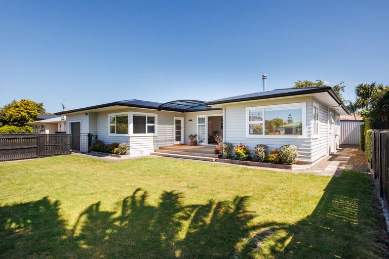 Photo of property in 7 Goodwyn Crescent, Hokowhitu, Palmerston North, 4410