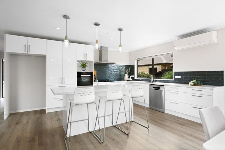 Photo of property in 20 Farringdon Avenue, Rototuna North, Hamilton, 3210