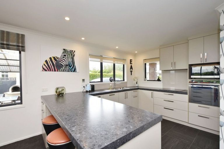 Photo of property in 18 Majestic Chance, Seaward Bush, Invercargill, 9812