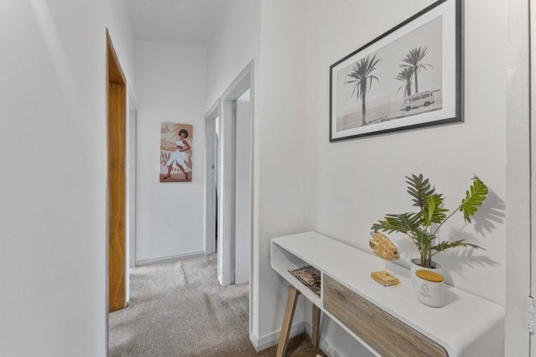 Photo of property in 3b Ruru Road, Otaihanga, Paraparaumu, 5036