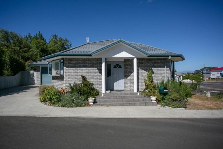 Photo of property in 1 Fort Street, Cambridge, 3434