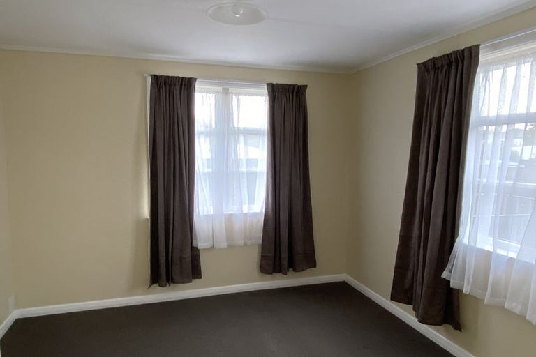 Photo of property in 29 Douglas Crescent, Fairfield, Hamilton, 3214