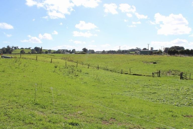 Photo of property in 57 Ladys Mile, Eltham, 4322