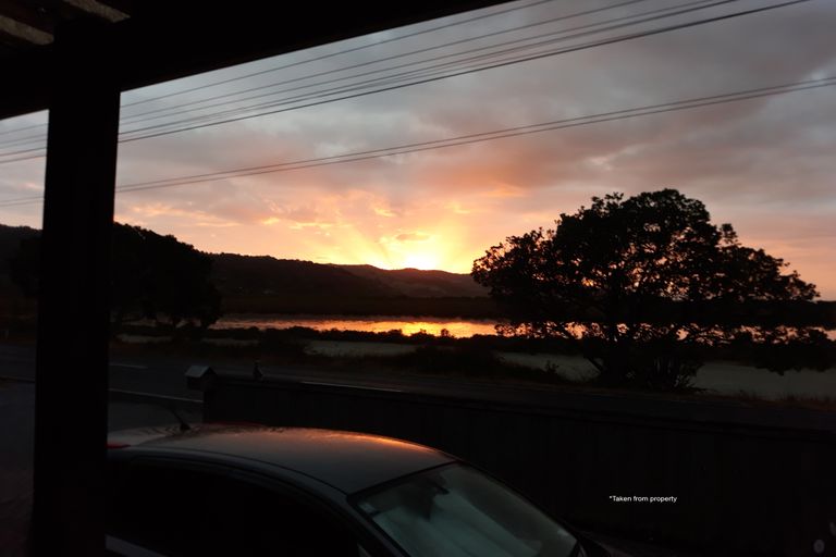 Photo of property in 31 Whangarei Heads Road, Onerahi, Whangarei, 0110