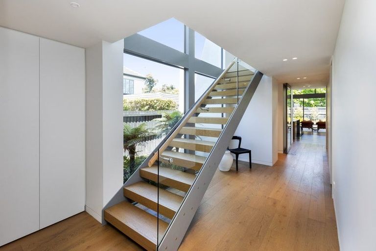 Photo of property in 3 Ngahere Street, Fendalton, Christchurch, 8041