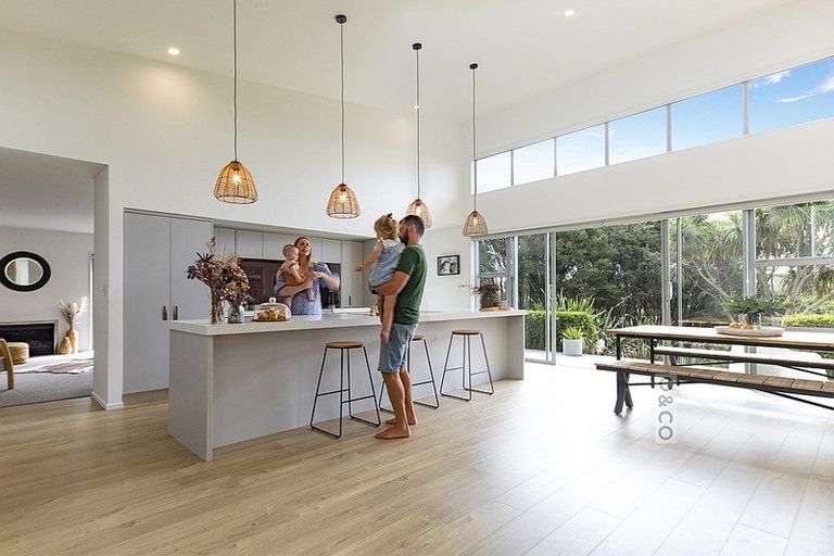 Photo of property in 10 The Rise, Waimauku, 0812