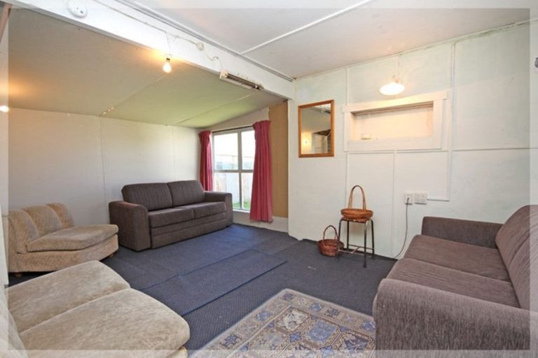 Photo of property in 6a Te Awa Street, Foxton Beach, Foxton, 4815