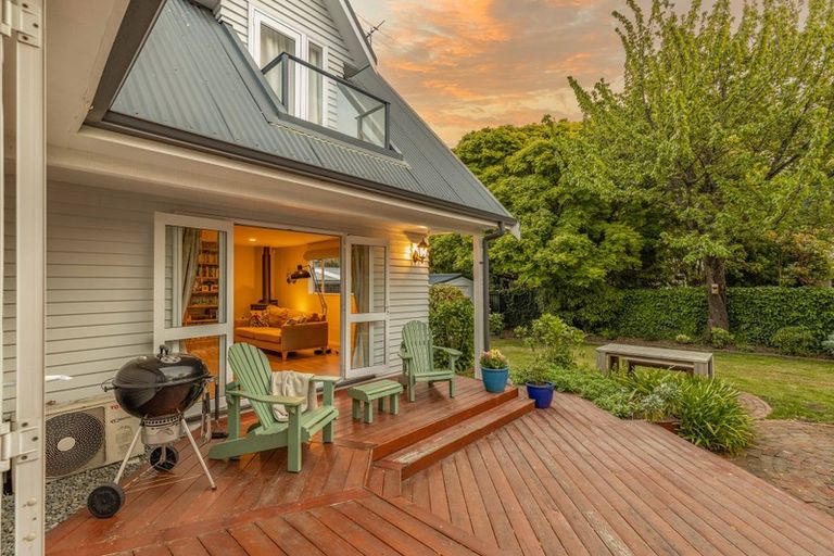 Photo of property in 21 Condell Avenue, Papanui, Christchurch, 8053